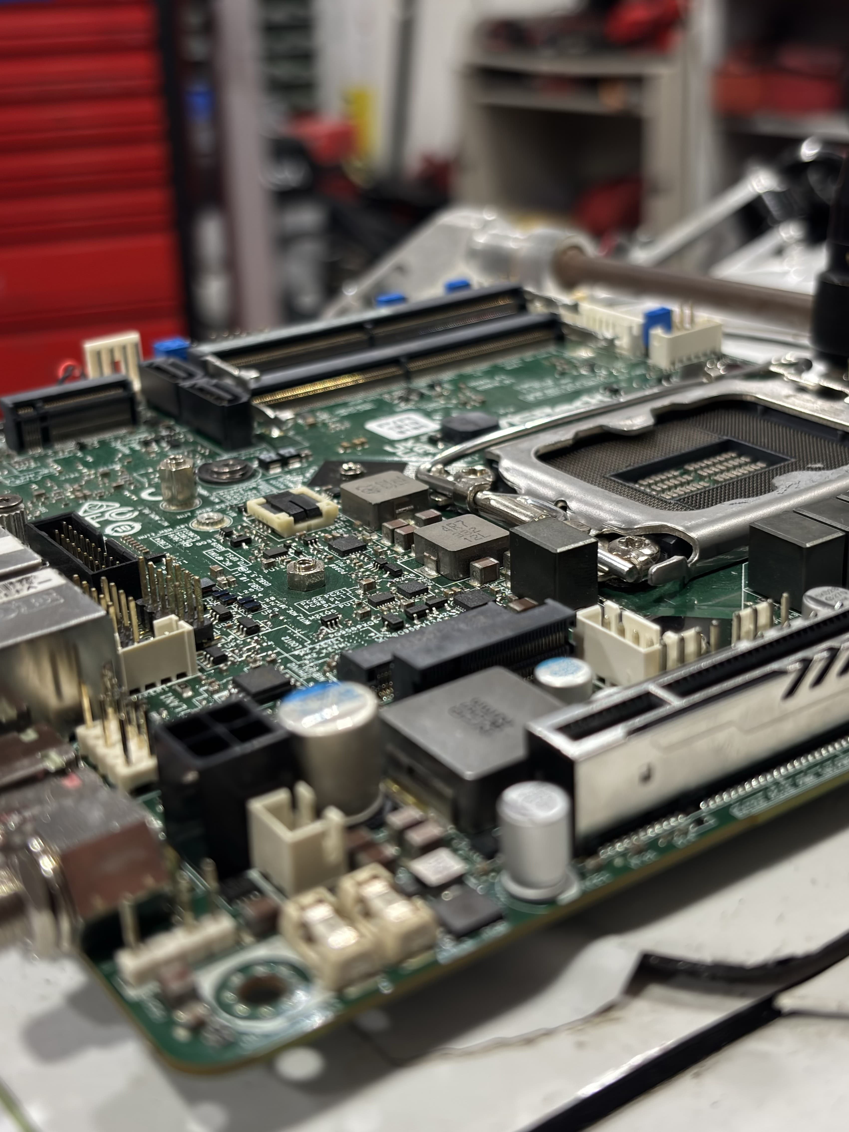 ELECTRONICS & SOFTWARE